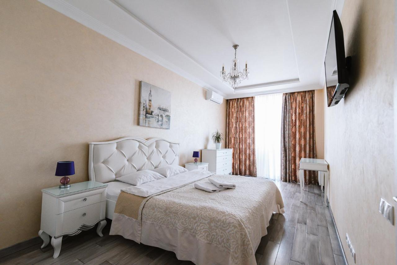 Luxury For Business & Pleasure Royal 2 Apartment Киев Екстериор снимка