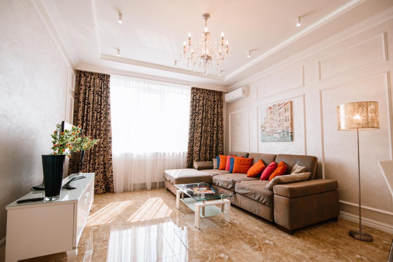 Luxury For Business & Pleasure Royal 2 Apartment Киев Екстериор снимка